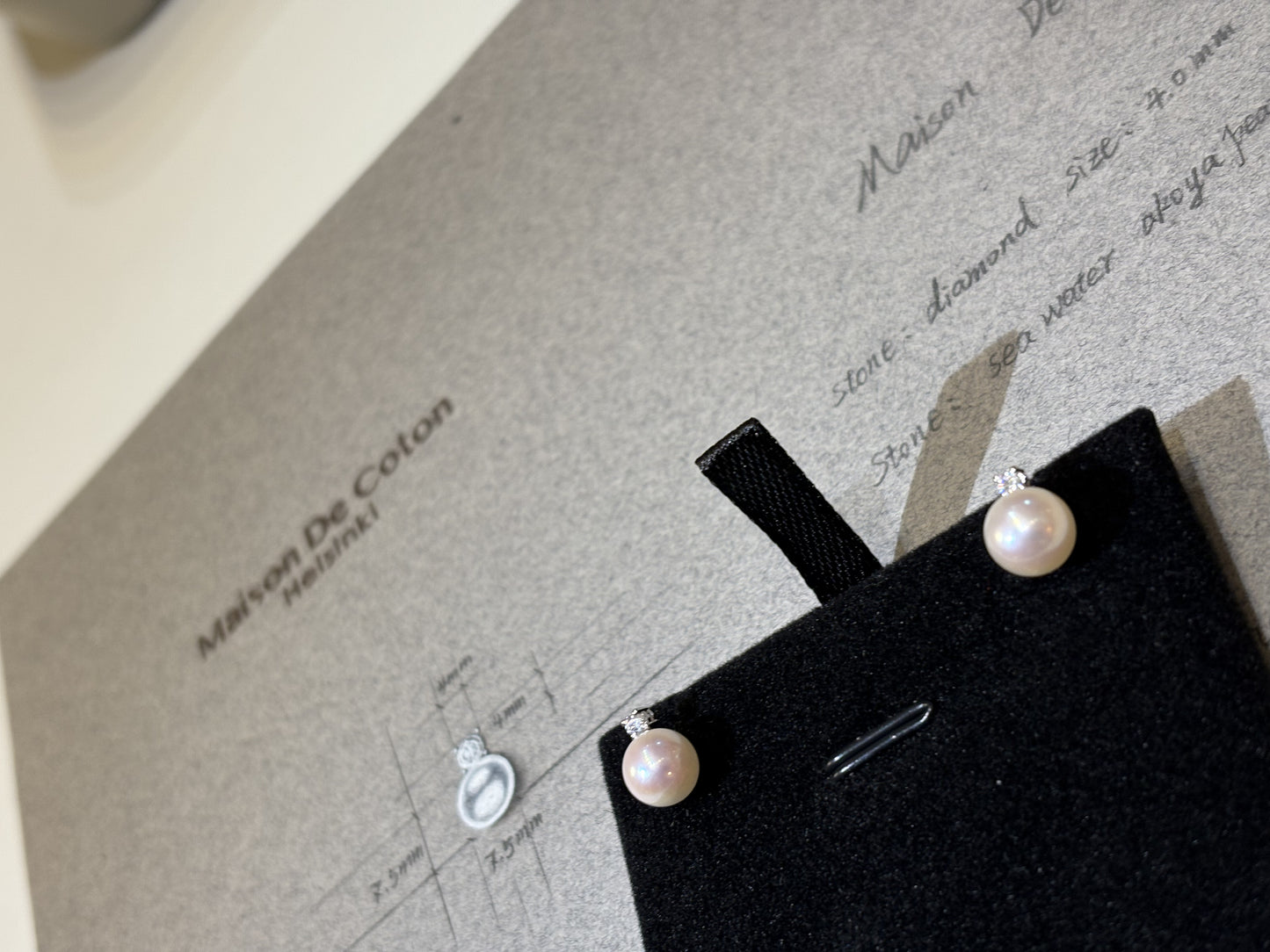Timeless Pearl Earrings
