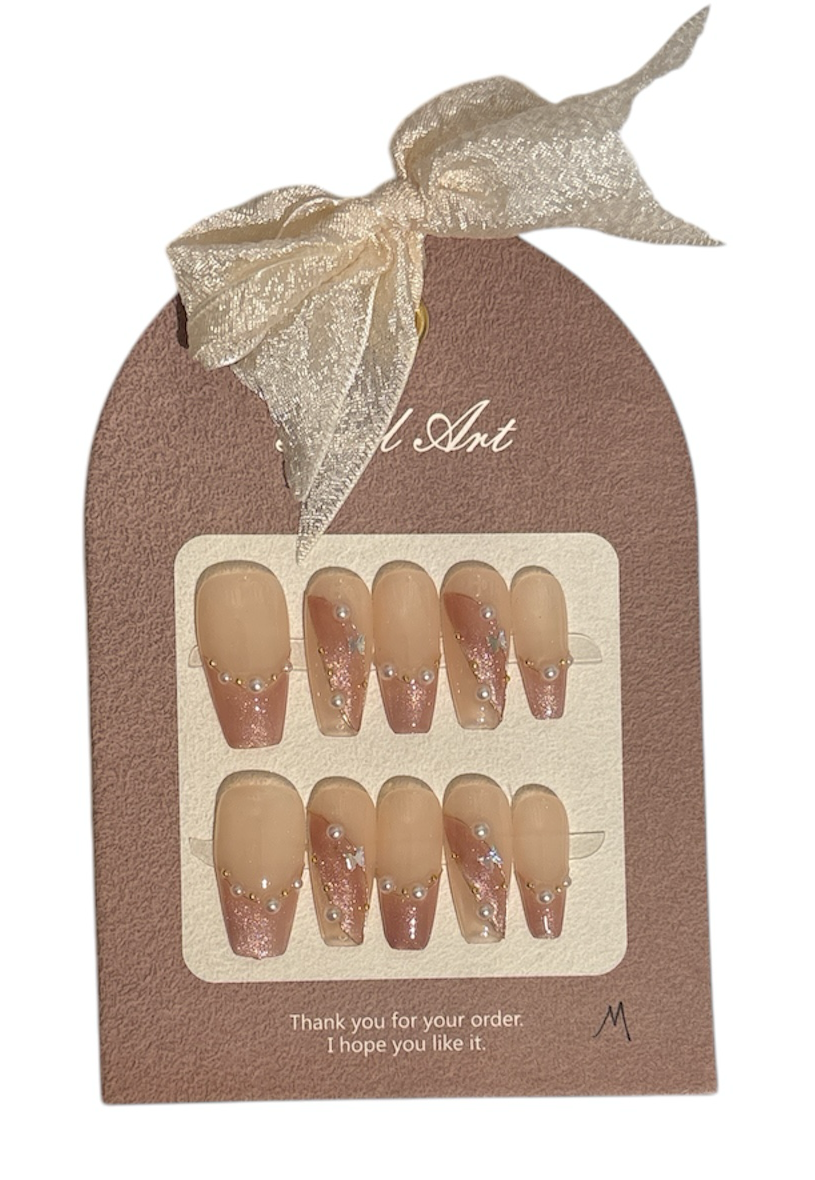 Press on nails