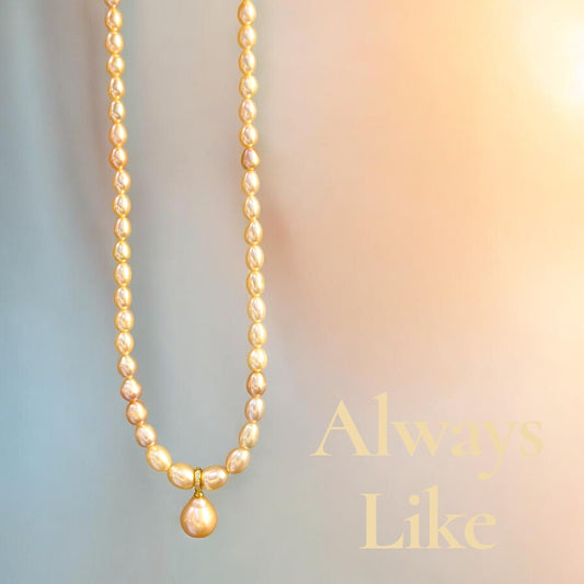 Customised pearl necklace