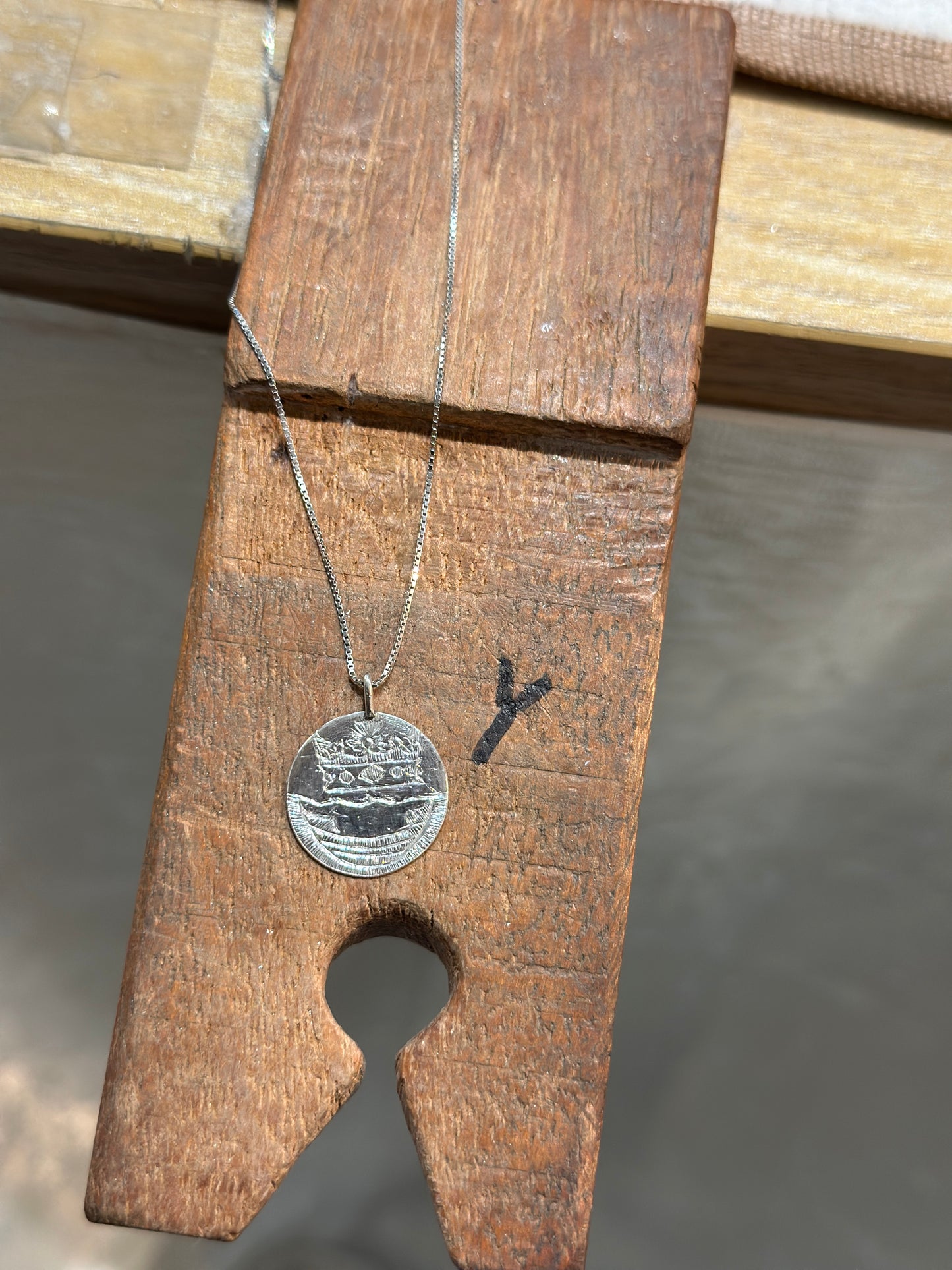 Helsinki antique flag pendant