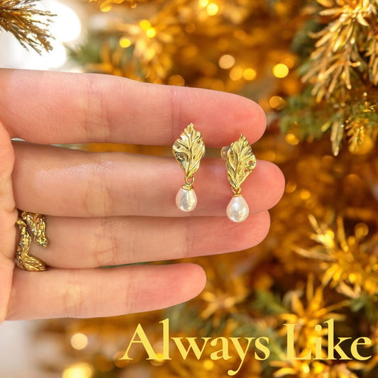 Golden leaf earrings