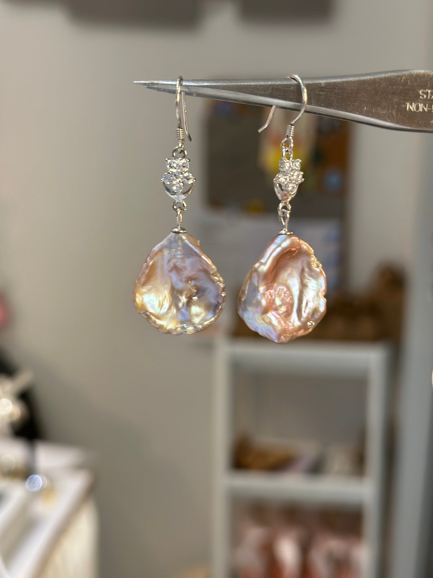 Purple petal pearl earrings