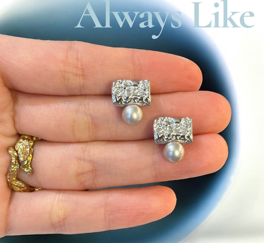 Metallic style earrings