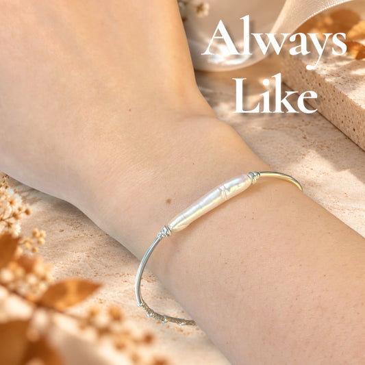 Baguette pearl bracelet